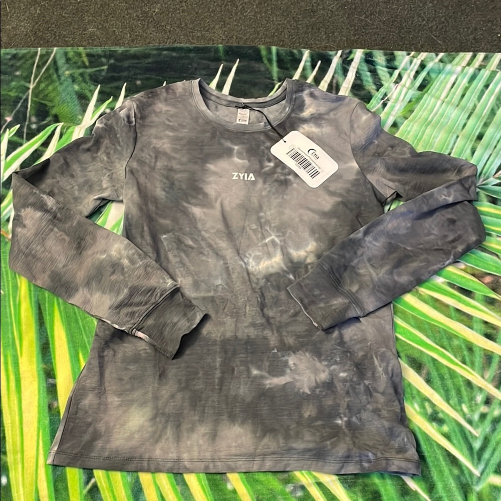NWT Zyia Charcoal Hendrix Long Sleeve Shirt